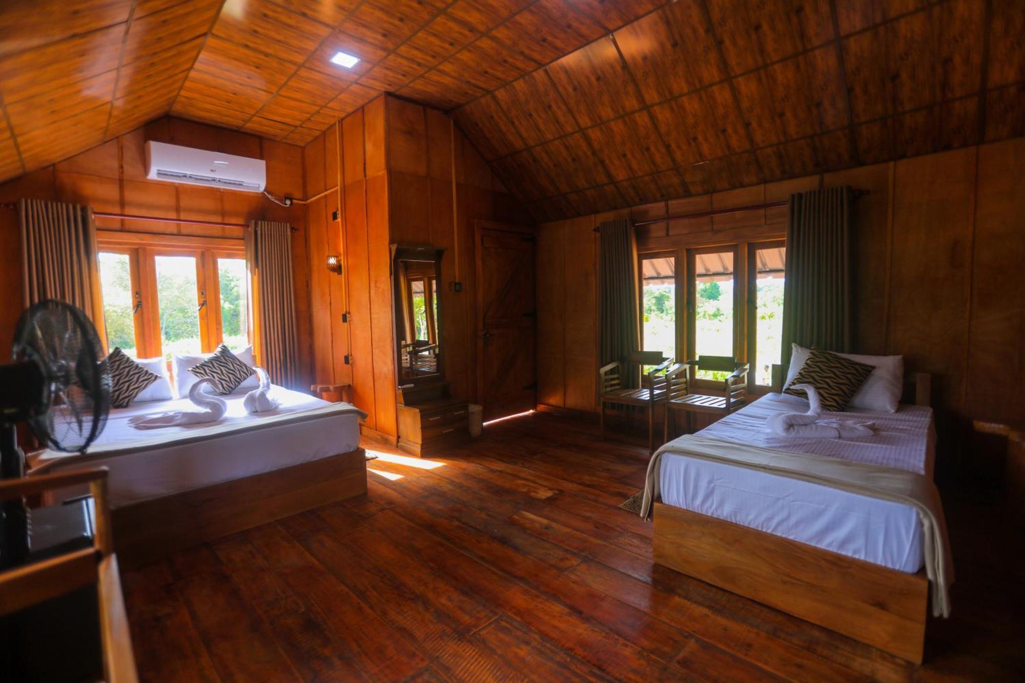 Willa Lion Wood Treehouse Talkote Zewnętrze zdjęcie