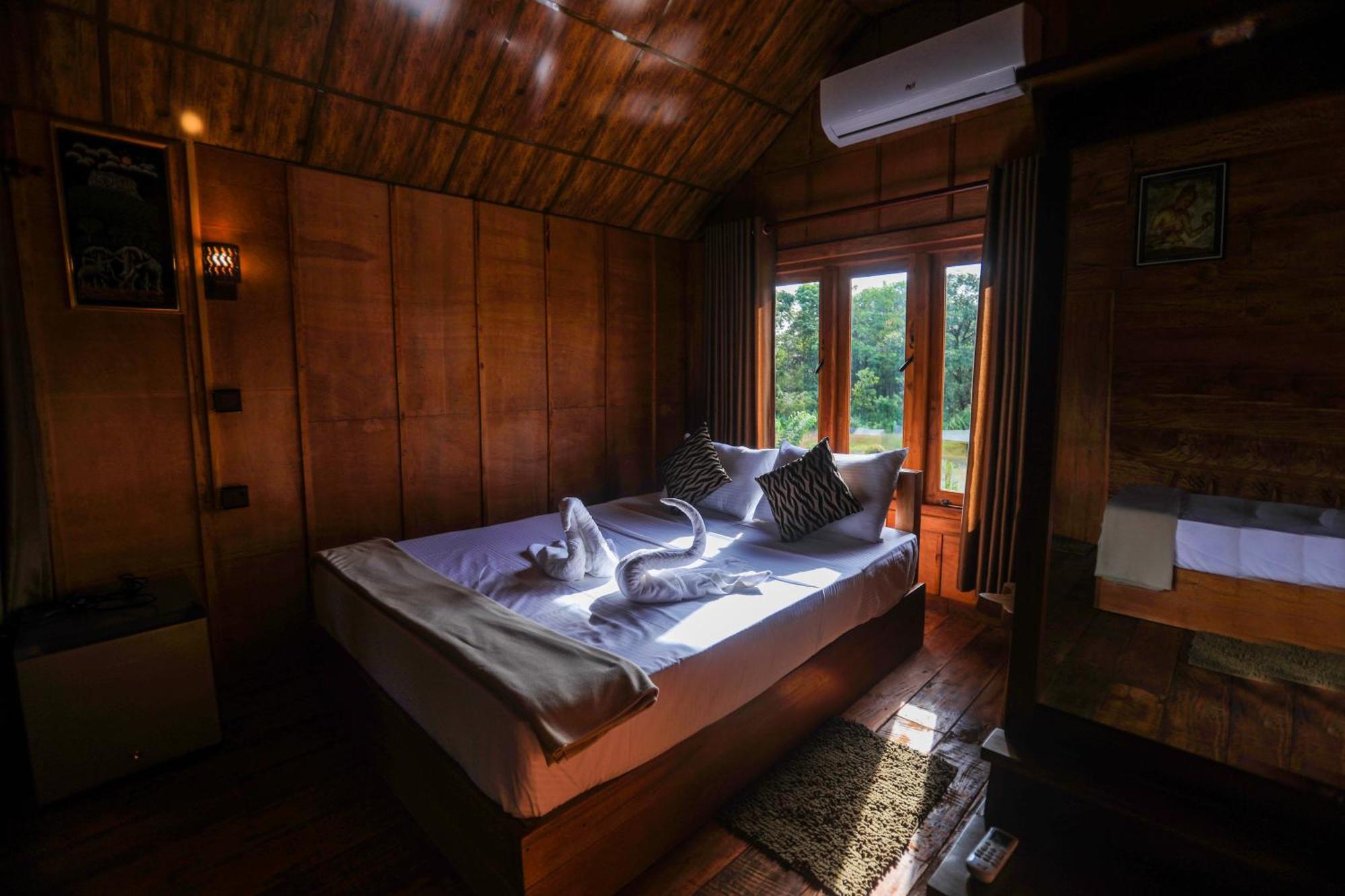 Willa Lion Wood Treehouse Talkote Zewnętrze zdjęcie
